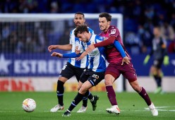 亚博体育_波尔图主场击败埃斯托里尔，进攻多点开花的简单介绍