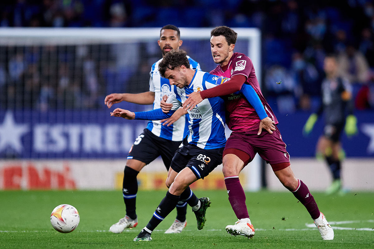 波尔图主场击败埃斯托里尔,进攻多点开花的简单介绍 波尔图主场击败埃斯托里尔,进攻多点开花的简单介绍